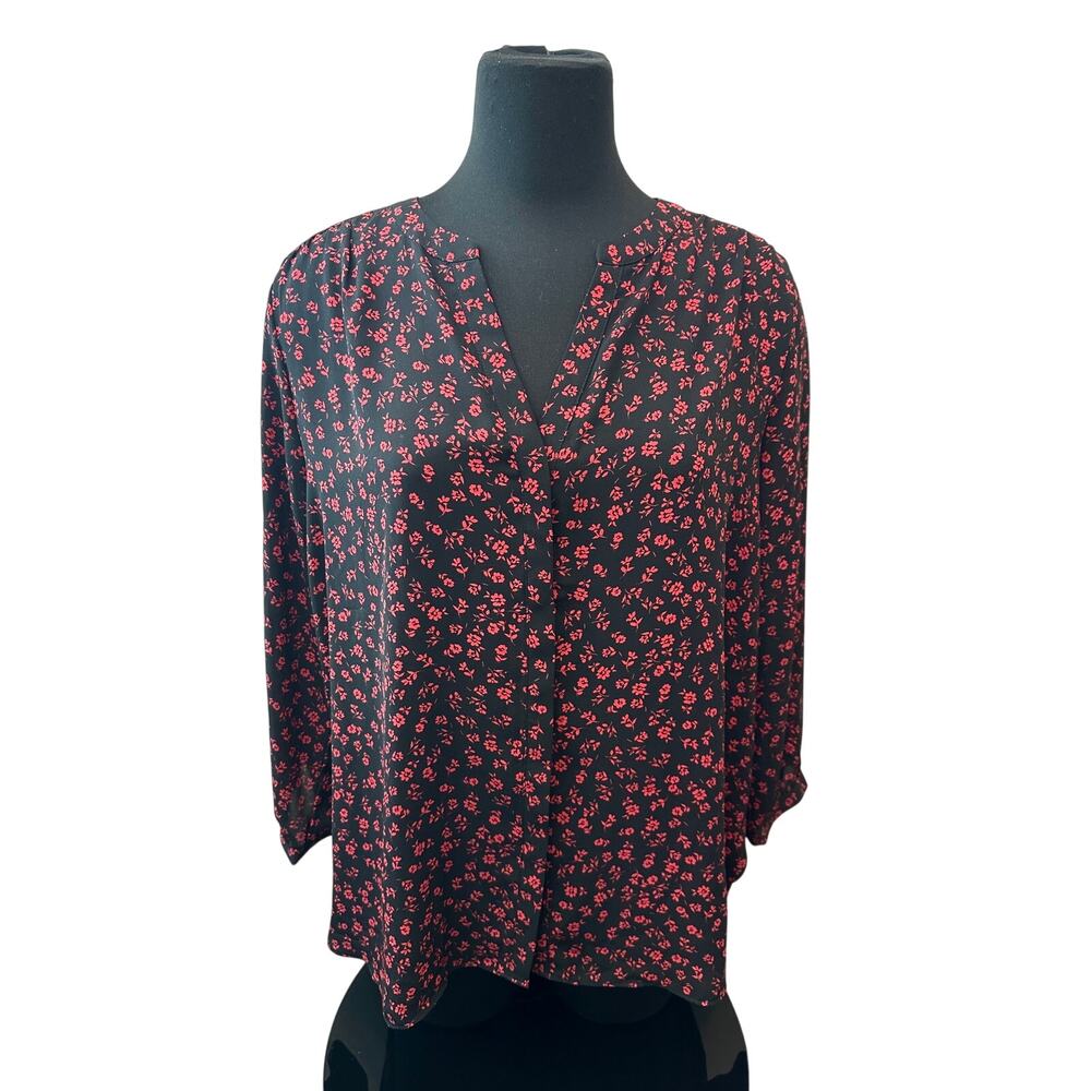 NYDJ Black Red Floral Split Neck Blouse 3/4 Sleeve Pleated Top Office Large - Picture 2 of 7
